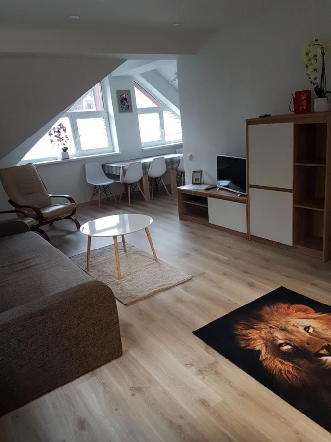 Liuto Apartamentai Juodkrante Ngoại thất bức ảnh